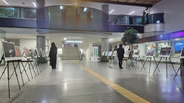 아산시청 본관 1층에서 열린 겨울철 재난안전 전시회 모습