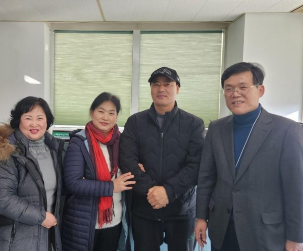 왼쪽부터 최윤정님, 이미자님, 김명환님, 김낙철 교육정책전략국장