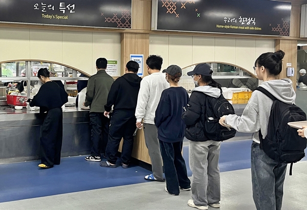 충남대 천원의 아침밥 운영 모습