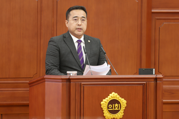 대전시의회 김영삼 의원(국민의힘, 서구2)은 ‘학교장 승진 평가제 개선 촉구 건의안’을 대표발의했다.<br>