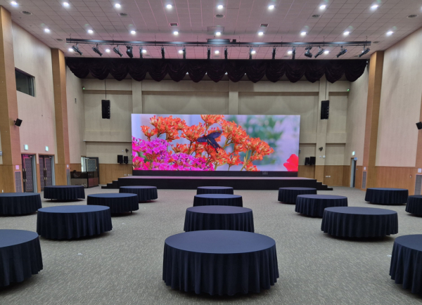 컨벤션 행사장 고화질 대형 led스크린