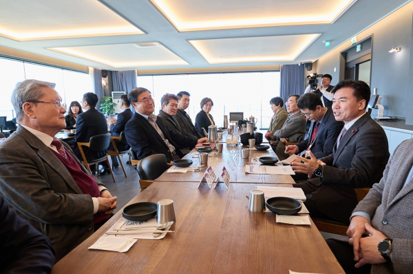 20일, 관내 기업 단체 대표들과 간담회 개최
