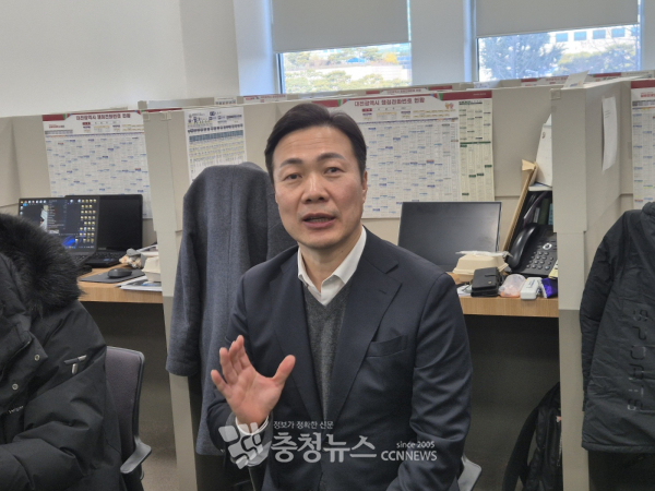 이택구 경제과학부시장