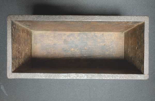 국가표준 도량형 유물(7합5작 가로긴 목제 되) 사진