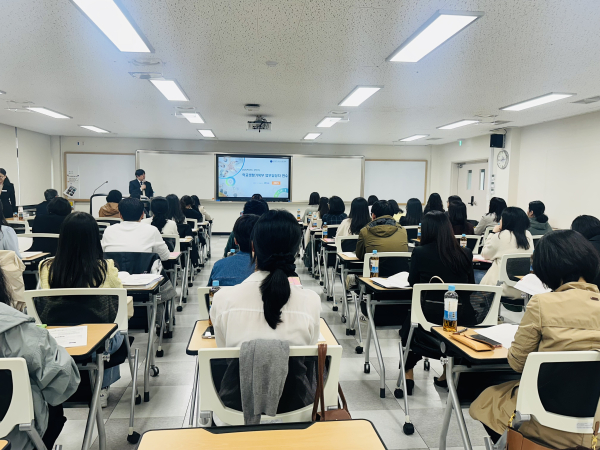 중학교 학교생활기록부 업무담당자 연수 개최 모습