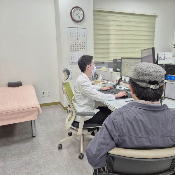 예산군 보건지소 공보의 순회진료 모습