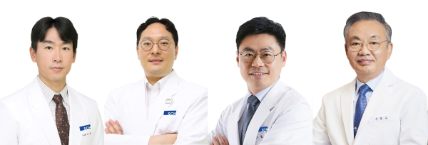 왼쪽부터 윤종혁, 최윤영, 송금종, 이문수 교수