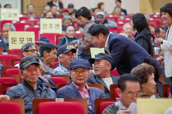 대한노인회 아산시지회, ‘2025년 노인지도자 연수’ 개최 모습