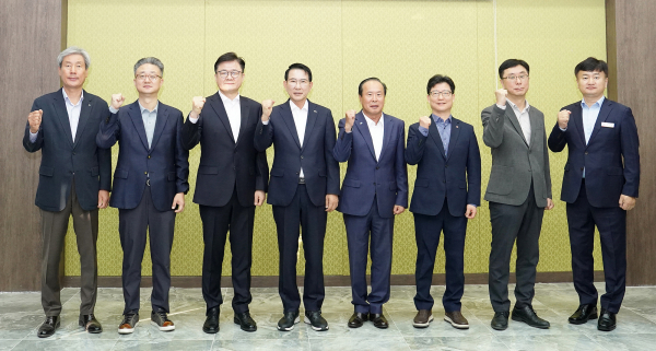 14일 오전 7시 베니키아호텔에서 열린 대산석유화학단지 대표4사 조찬 간담회