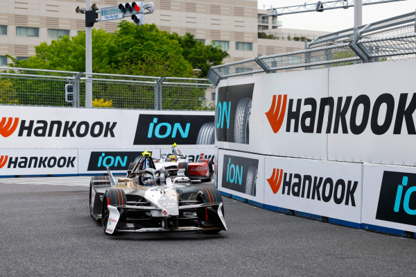 포뮬러 E 2025 도쿄 E-Prix 경기 장면