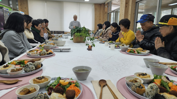 성지혜윰길 시범운영, 비건 쿠킹클래스의 모습