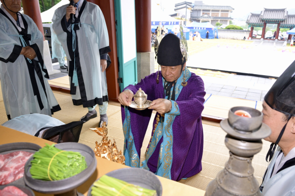 '무령왕 서거 1502주기 추모 제례' 봉행 모습