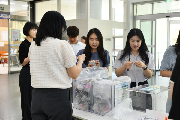 ‘안 먹는 약, 요기요!’ 캠페인 진행 모습