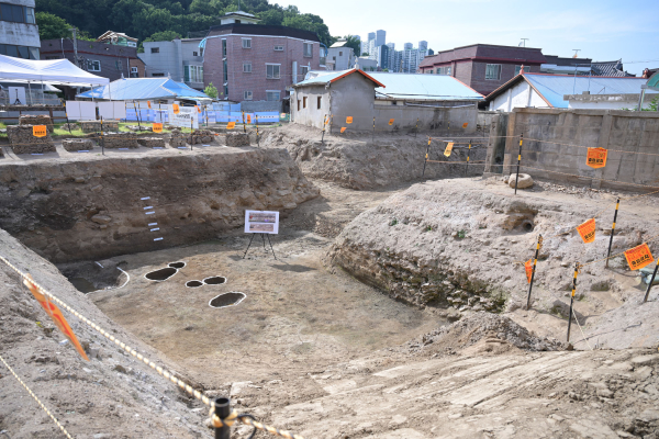 공주 대통사지 정밀 발굴 현장 설명회 개최 모습