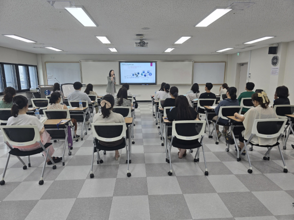 ‘2022 개정 교육과정 기반 수업 디자인 직무연수(초등 3, 4학년)’ 진행 모습