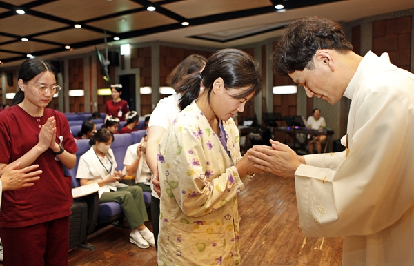 2025년 간호사 손축복식