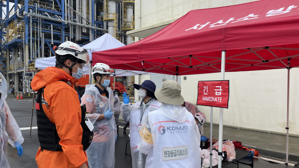 지난 25일 코오롱인더스트리 대산공장에서 진행된 2025년 재난 대비 안전충남훈련 진행 모습