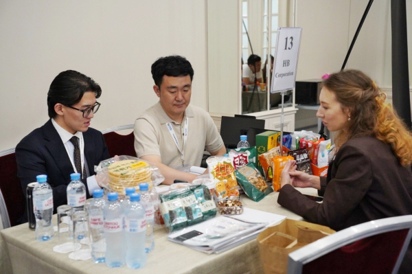 모스크바 한국식품 B2B 수출상담회 상담 사진