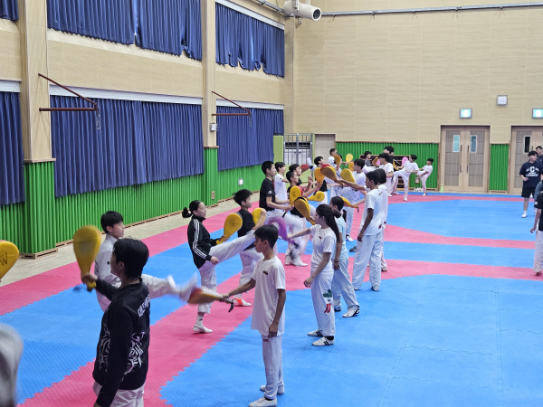 멕시코대표팀, 춘천코리아오픈 앞두고 오정중학교서 합동훈련 진행