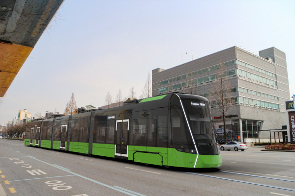 대전 트램 이미지(한밭대로)