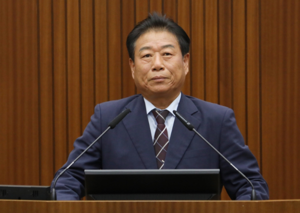 5분 발언하는 김충식 세종시의회 의원