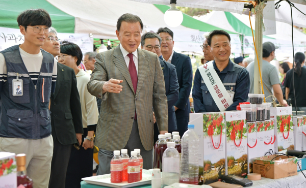 과천 바로마켓 방문 현장사진  * 홍문표 aT 사장