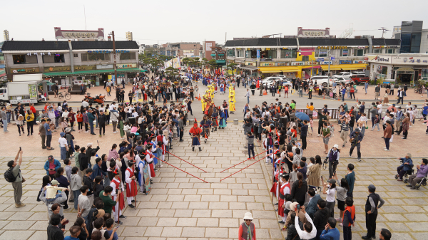 지난해 10월 13일 서산해미읍성 일원에서 진행된 충청병마절도사 부임 행렬 퍼레이드 모습