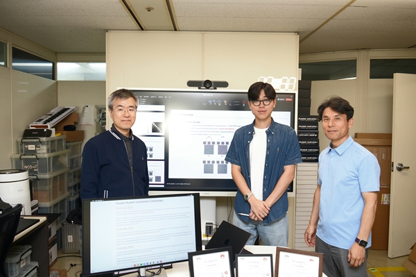 서섹스-화웨이 로코모션 챌린지에서 3년 연속 수상을 이끈 ETRI 연구진.