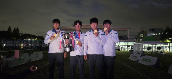 양궁 남자단체(권오율 외 2명)