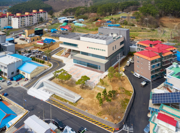 원북면 행정복지센터 전경.