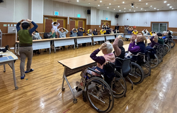 ‘숲요양원 산림치유’ 사업 운영 사진.