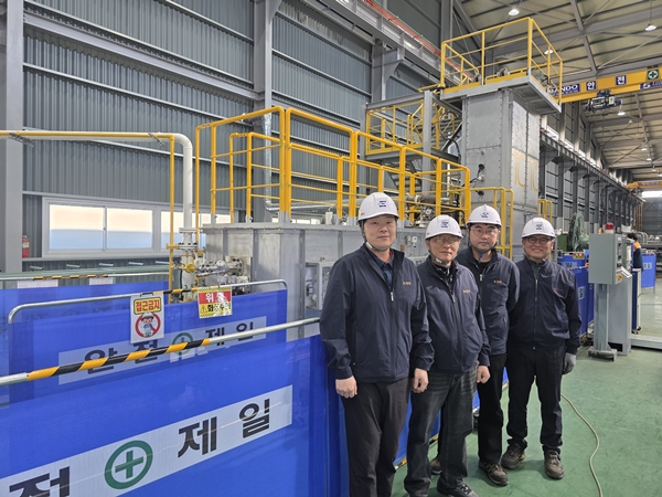 (왼쪽부터) 에너지연 이후경 책임연구원, 이은경 전문연구위원, 정우남 선임연구원, 고창복 전문연구위원.