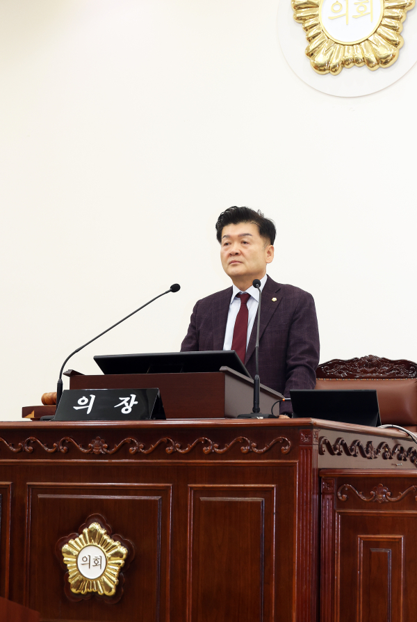 유성구의회, 2026년 새해 첫 임시회 개회식 모습