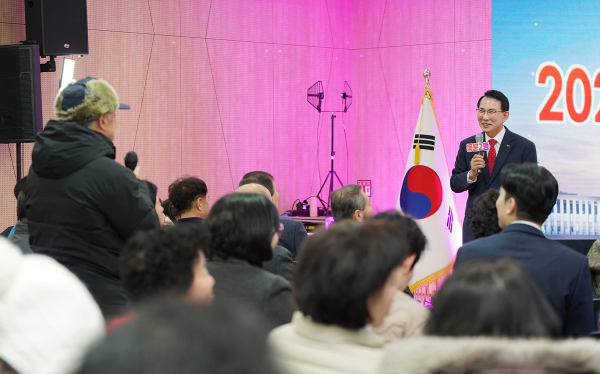 지난 12일부터 23일까지 관내 15개 읍면동에서 진행된 시민과 대화(22일 동문2동민과 대화)