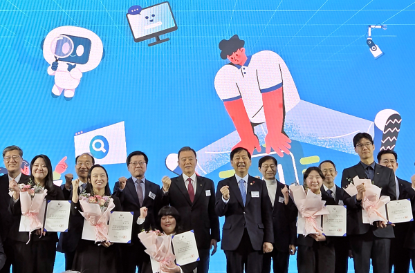 2026 공공기관 채용정보박람회 현장사진  * 홍문표 aT 사장