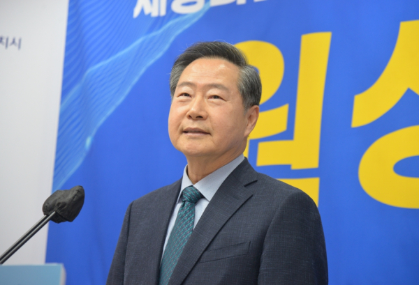 출마배경을 설명하는 원성수 공주대 전 총장