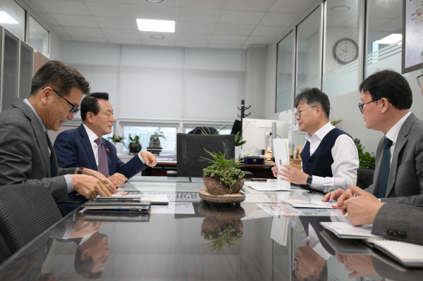 백성현 논산시장 기재부 방문 모습