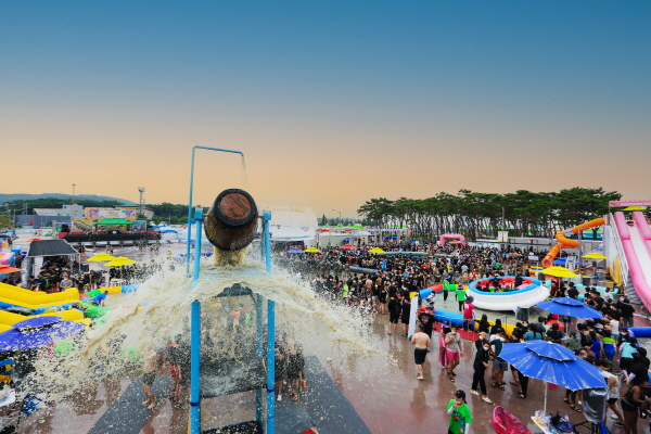 지난해 머드축제 모습