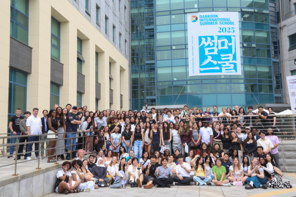 국제처 지난 2025년 국제여름학기 참가자 기념 사진