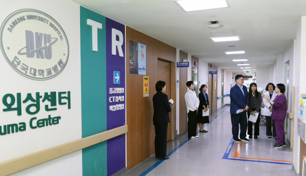중앙환자안전센터-단국대병원 지역환자안전 협력간담회-응급및외상센터 투어 모습
