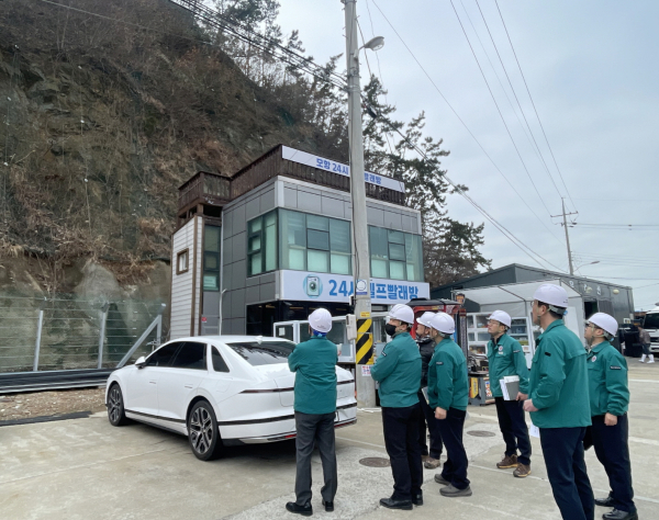지난해 해빙기 안전 점검을 추진하고 있는 모습(모항).
