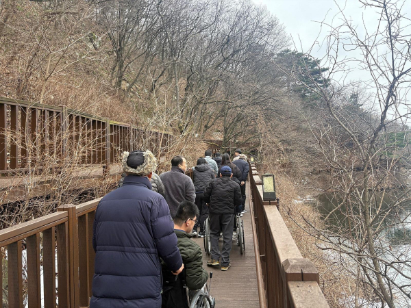 산림교육 프로그램 ‘오감빙고’ 운영 사진.