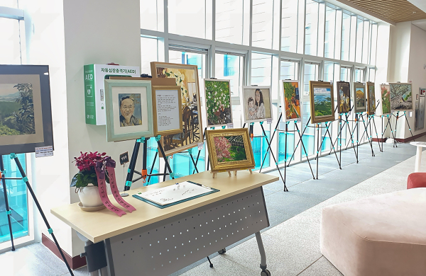 ‘2026년 1회차 평생학습관 프로그램 성과공유회’ 활동 결과물 전시 모습