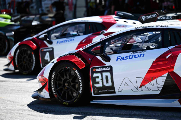 람보르기니 슈퍼 트로페오 2025 시즌 북미 시리즈 경기 장면