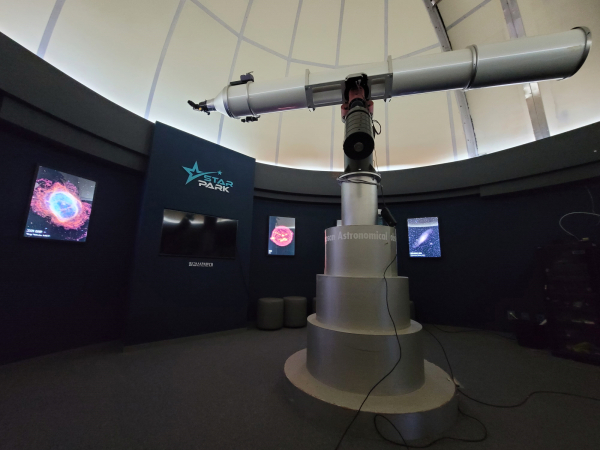 리모델링을 끝낸 칠갑산천문대 내부 모습