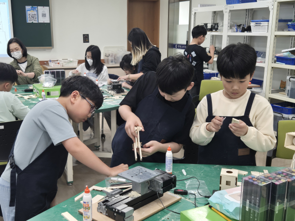 발명교육센터 1일과학탐구발명교실 운영사진