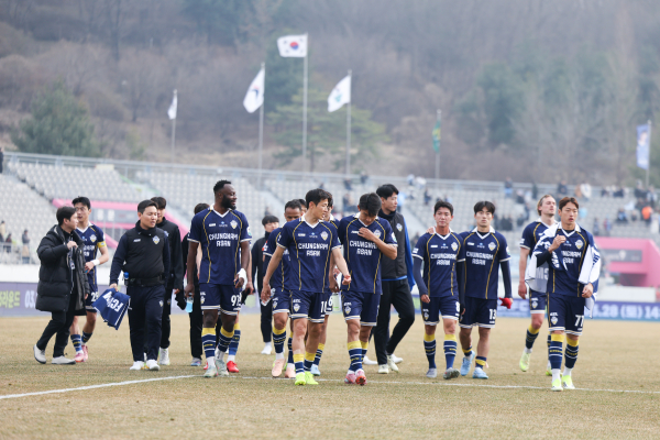 충남아산FC 선수들