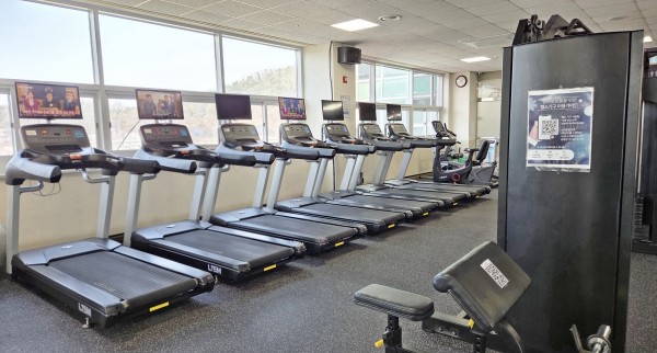 기성종합복지관 헬스장 모습