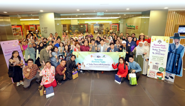 행사 참가자 단체사진