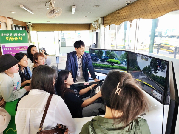 대전시 외국인주민 통합지원센터가 외국인 주민을 대상으로 무료 운전면허 교육을 2일부터 진행한다.